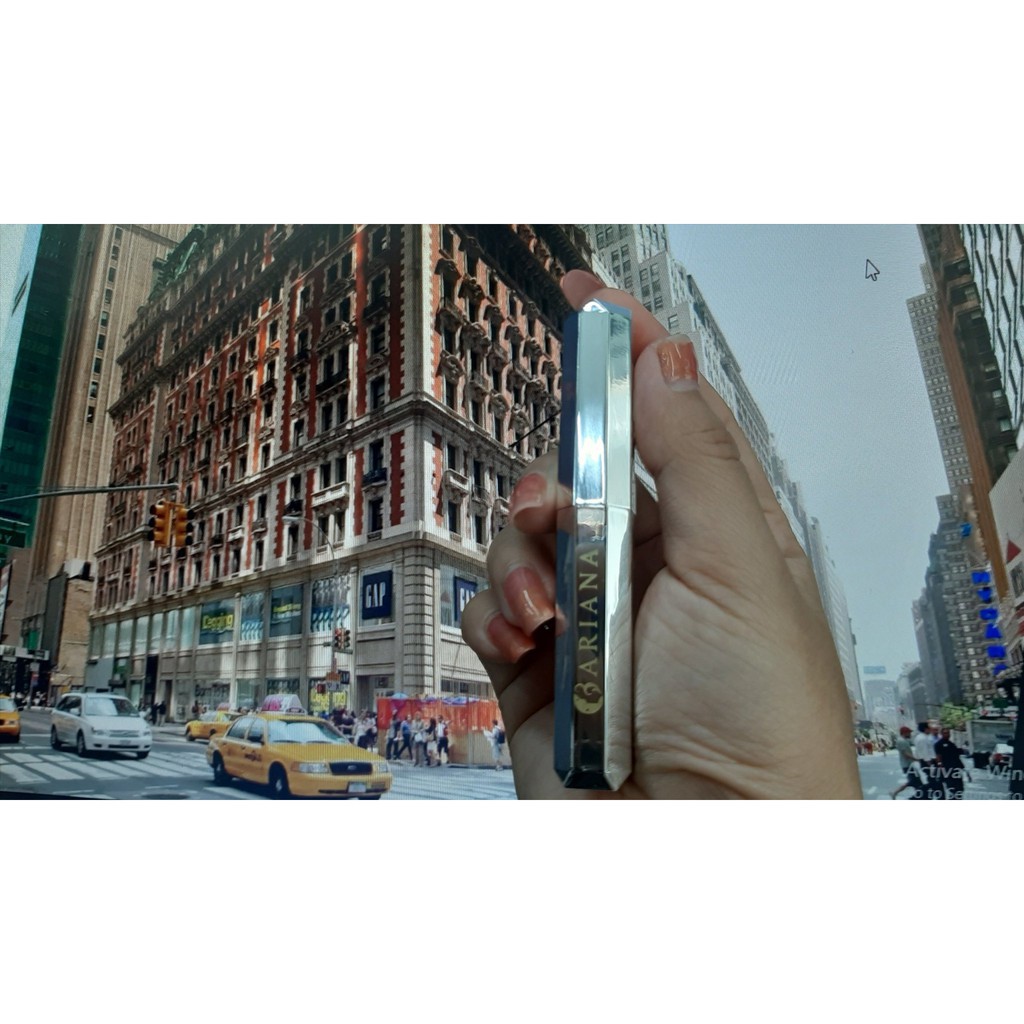 [HOT] Son dưỡng có màu chống thâm môi Ariana Kiss | BigBuy360 - bigbuy360.vn