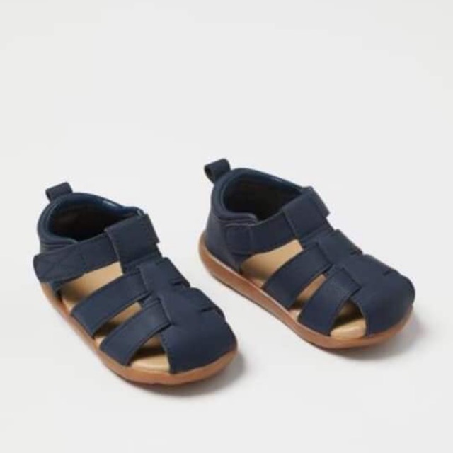 Sandal rọ Hm