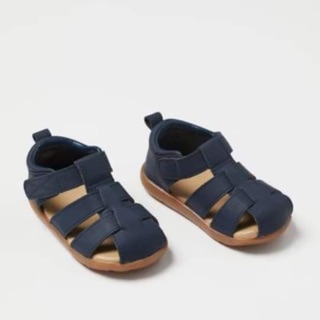 Sandal rọ Hm