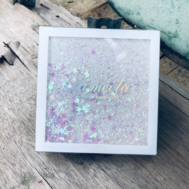 Bảng phấn mắt Lameila vỏ kim tuyến 12 ô nội địa Trung | BigBuy360 - bigbuy360.vn