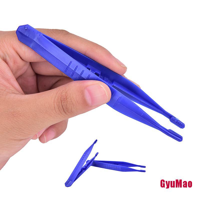 Bộ 10 Nhíp Nhựa Nhỏ Dùng Một Lần Chuyên Dụng Cho Sơ Cứu