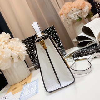 Ysl Cassandra Handle Spsl