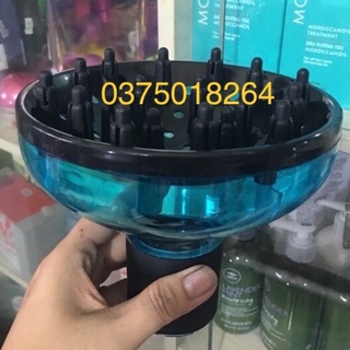 Loa sấy tạo kiểu cho tóc uốn xoăn