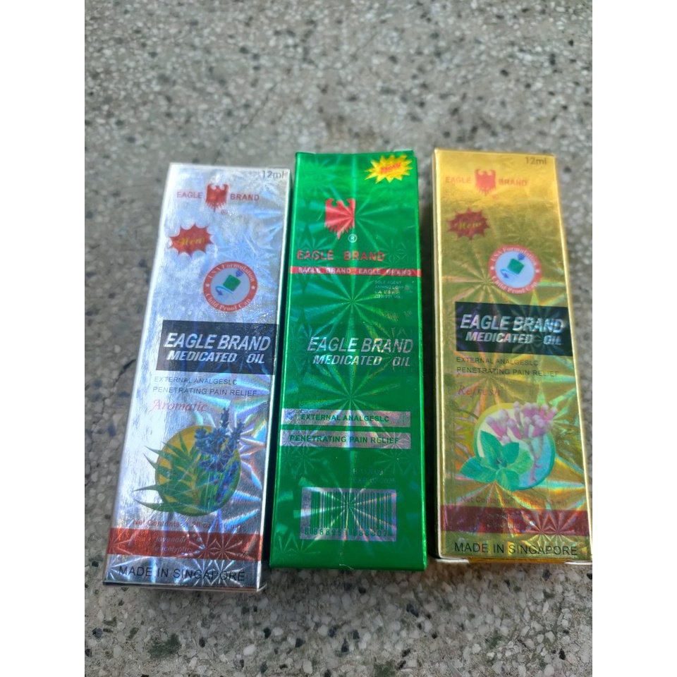 Dầu Gió Xanh con ó Dạng Lăn-10ml, 3 màu