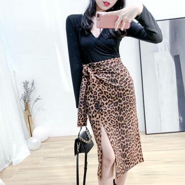 Chân váy da báo vạt buộc | BigBuy360 - bigbuy360.vn