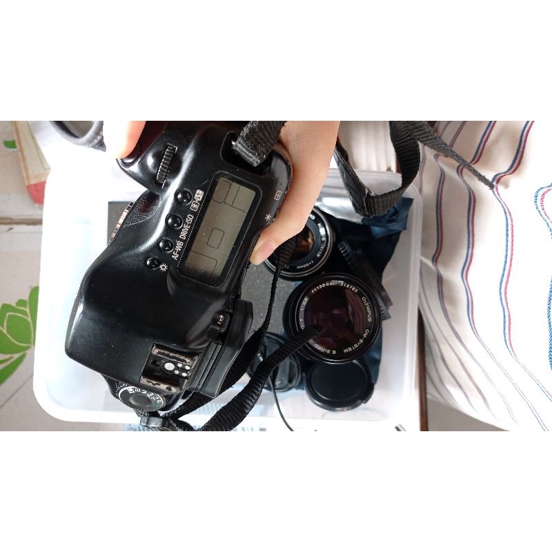 Máy ảnh Canon 5D1 + 2 lens MF zuiko 135 3.5 + 50 1.8 | BigBuy360 - bigbuy360.vn