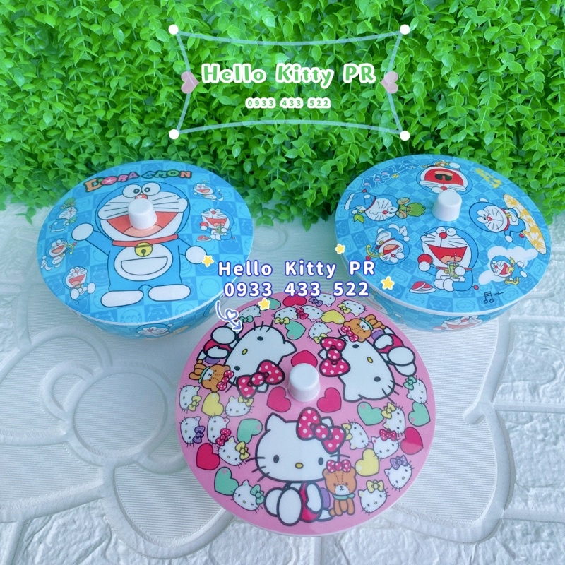 TÔ CÓ NẮP HELLO KITTY - DOREMON DORAEMON