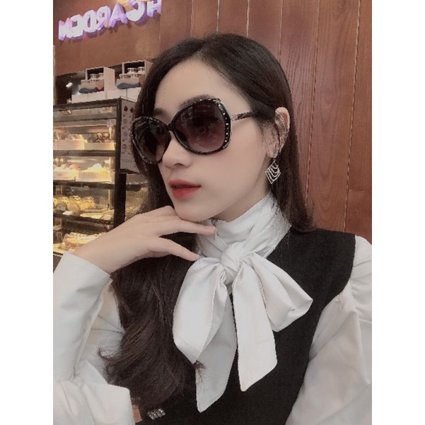 Kính Dorothy penkins Anh, hàng chuẩn auth, có mail mua hàng chính hãng