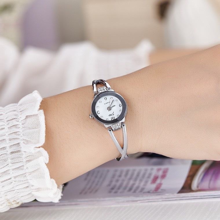 Đồng hồ nữ dây kim loại D04ZG, đồng hồ nữ dây lắc thời trang nữ tính nhẹ nhàng cực xinh - DND Style