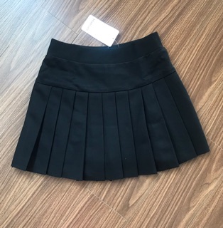 Chân váy xếp ly to nhỏ