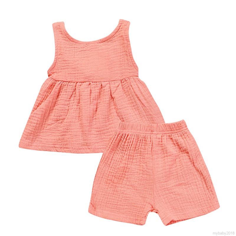 Áo ba lỗ + quần short vải lanh phong cách thời trang cho bé gái