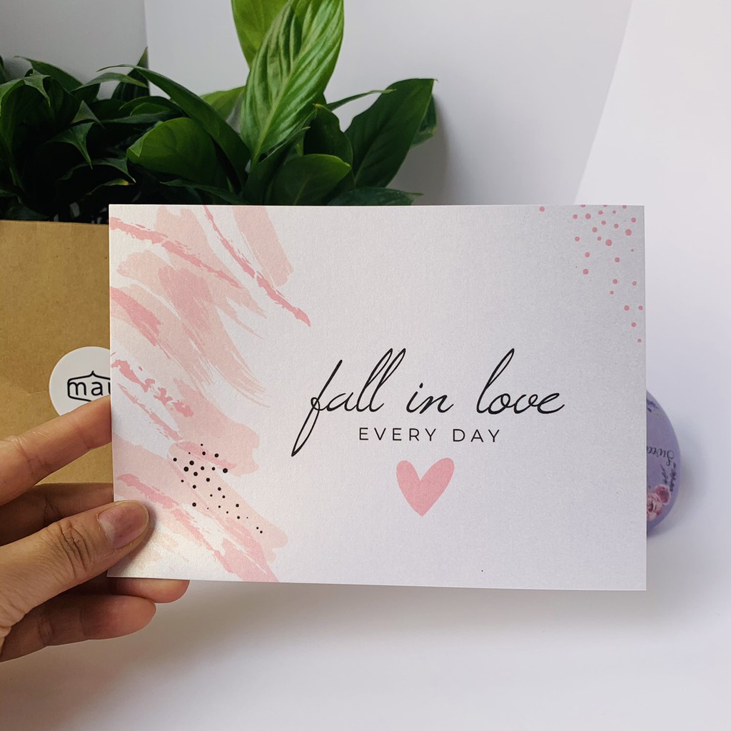 Thiệp tình yêu love card đẹp thiết kế hiện đại in giấy mỹ thuật ánh trai kích thước12x17cm kèm phong bì kraft