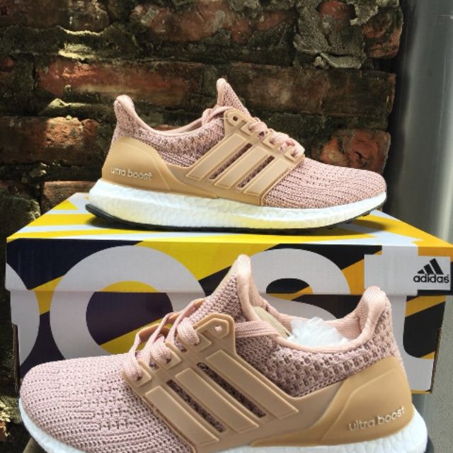Giày ultra boost