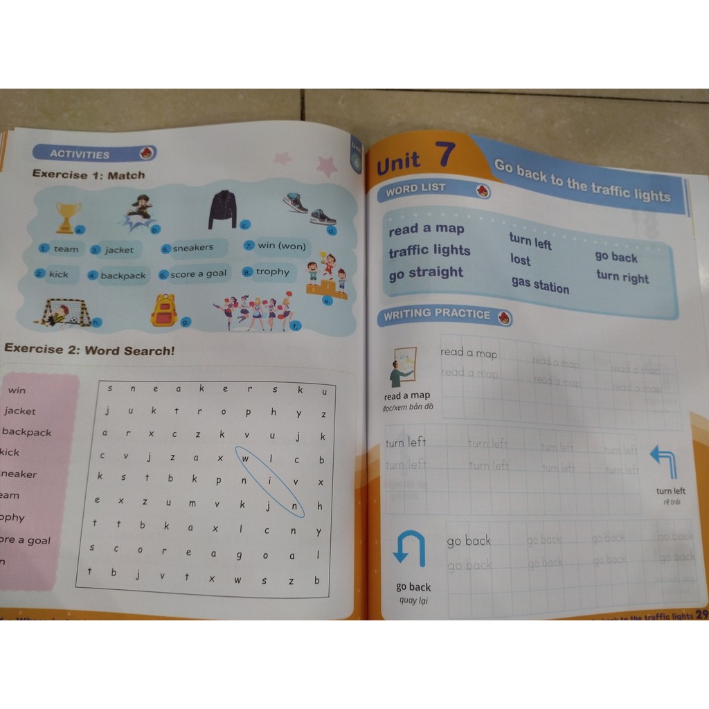 Sách - Luyện viết chữ nhớ từ vựng English Writing family and friend 5