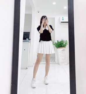 Croptop viền cổ trắng / đen