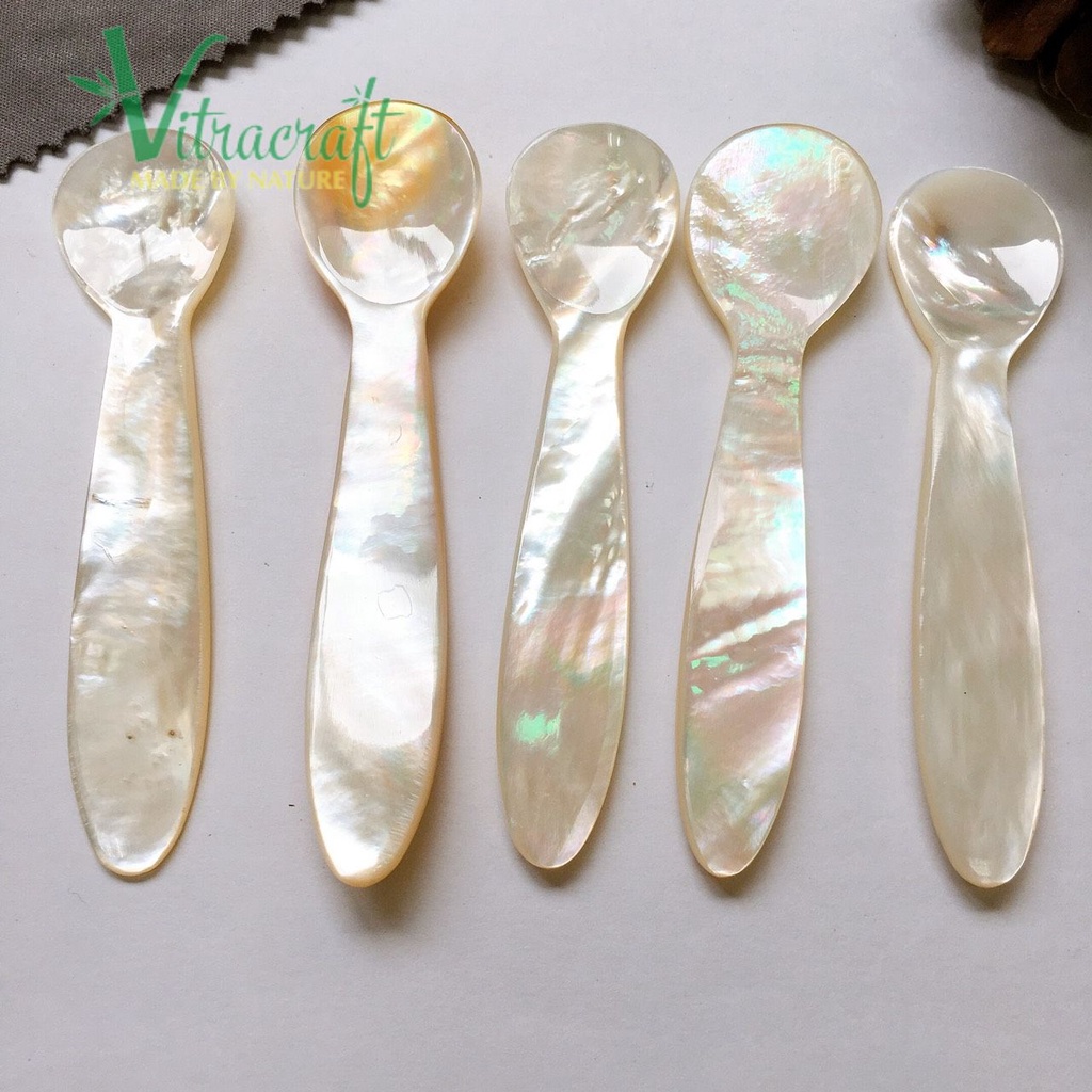 Thìa Vỏ Ngọc Trai Vàng.Thìa Cà Phê,Thìa gia vị.Sản phẩm được làm thủ công hoàn toàn, chất liệu từ vỏ Ngọc Trai tự nhiên.