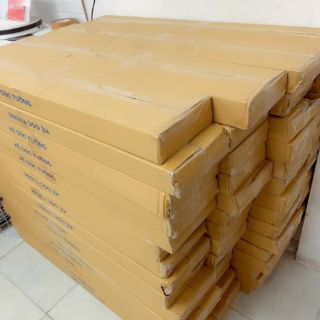 Kệ gỗ góc tường CÓ SẴN