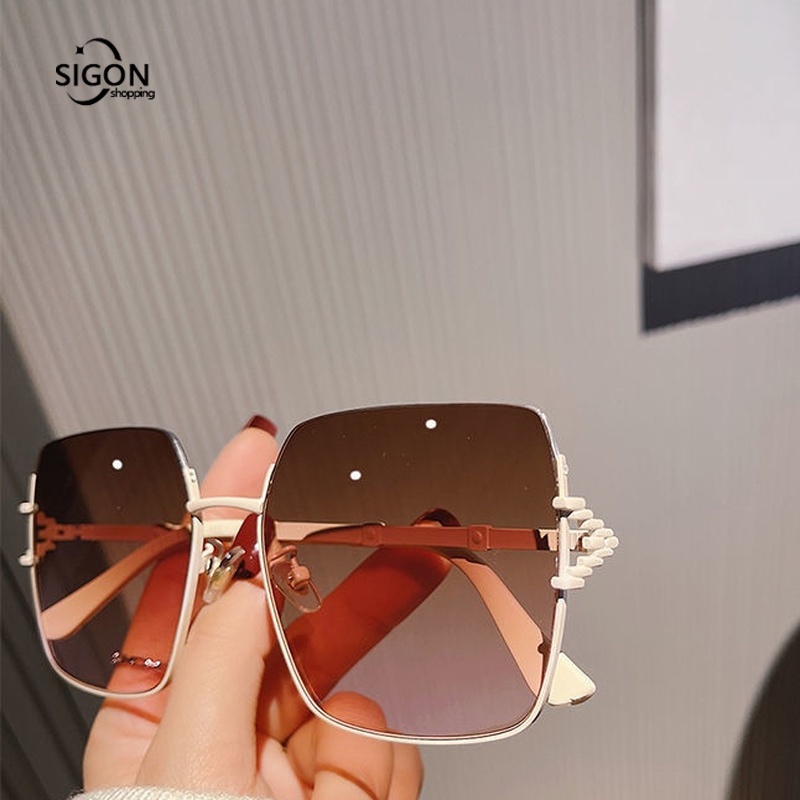 Kính Mát Gọng Vuông Lớn Chống Tia UV Thời Trang