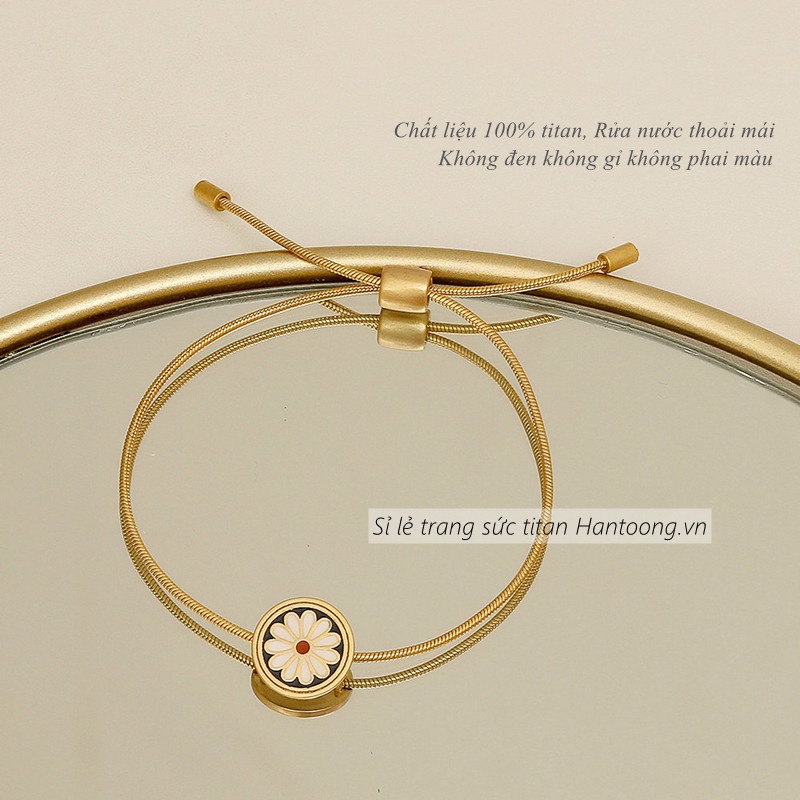 Lắc tay titan không gỉ kiểu dáng rút sợi mặt hoa cúc nhí dễ thương phong cách vintage hàn quốc
