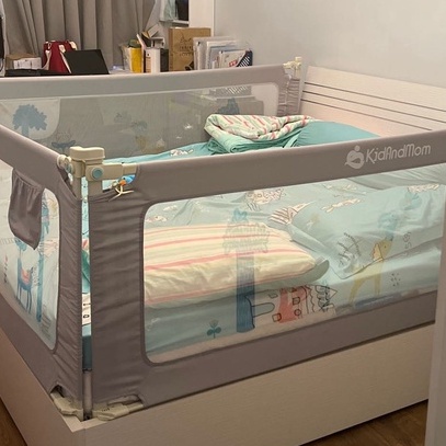 Thanh chắn giường KidAndMom BR02 và BR23 cao cấp 1.6m 1.8m 2m thiết kế chống kẹt chống vấp ngã nâng hạ 1 góc