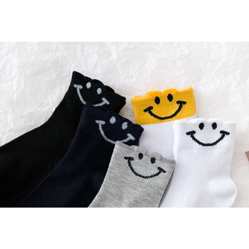 Tất vớ hình mặt cười smile phong cách hàn quốc