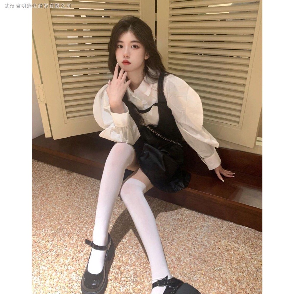 Set áo sơ mi tay phồng màu trắng kèm đầm hai dây thiết kế mới thời trang mùa xuân cho nữ (có bán lẻ)