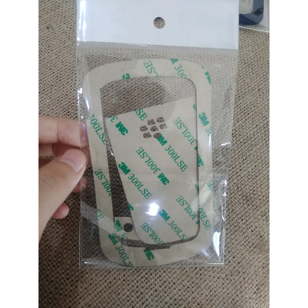 Miếng Dán Da Điện Thoại Blackberry Bold 9900/9930 - Da Bò Thật