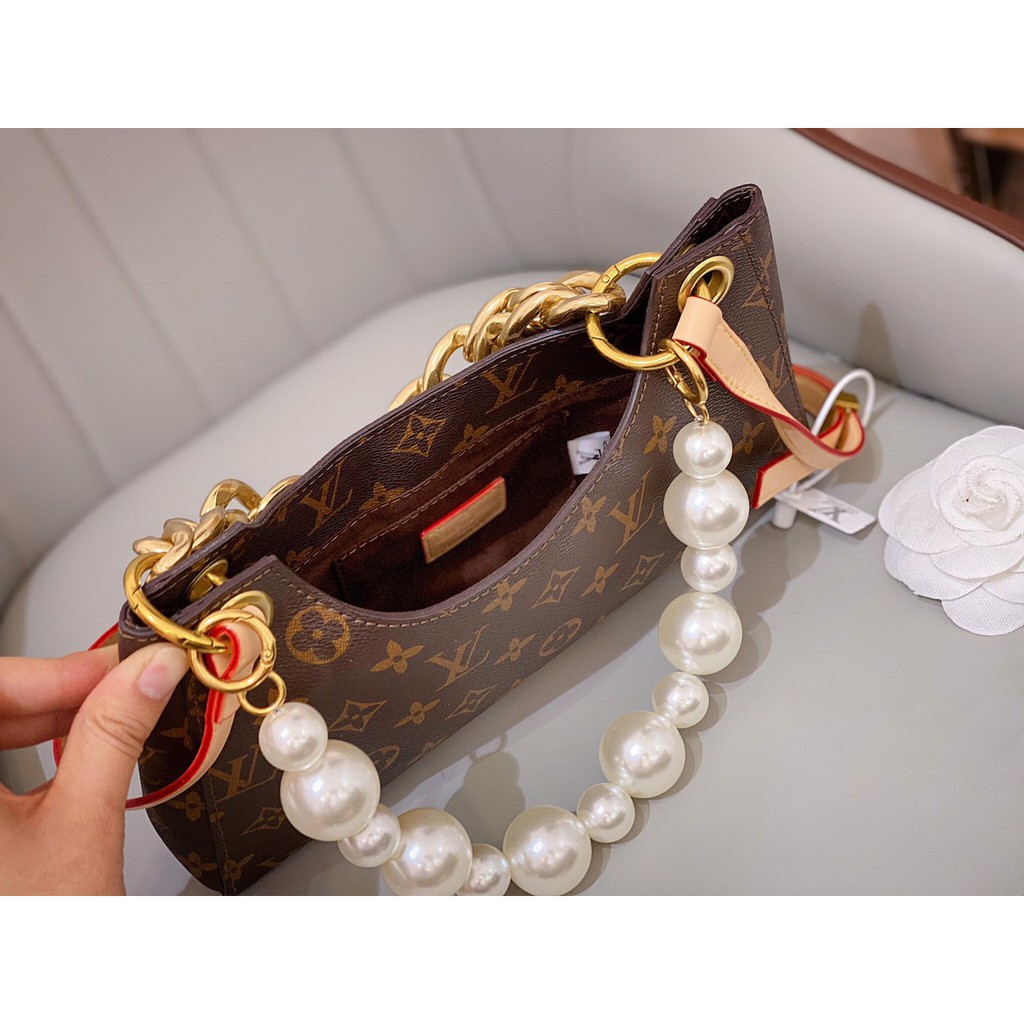 Túi Da Xích Vàng + Ngọc