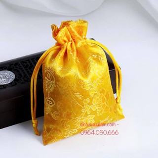 Túi gấm vàng hình hoa văn rồng phượng
