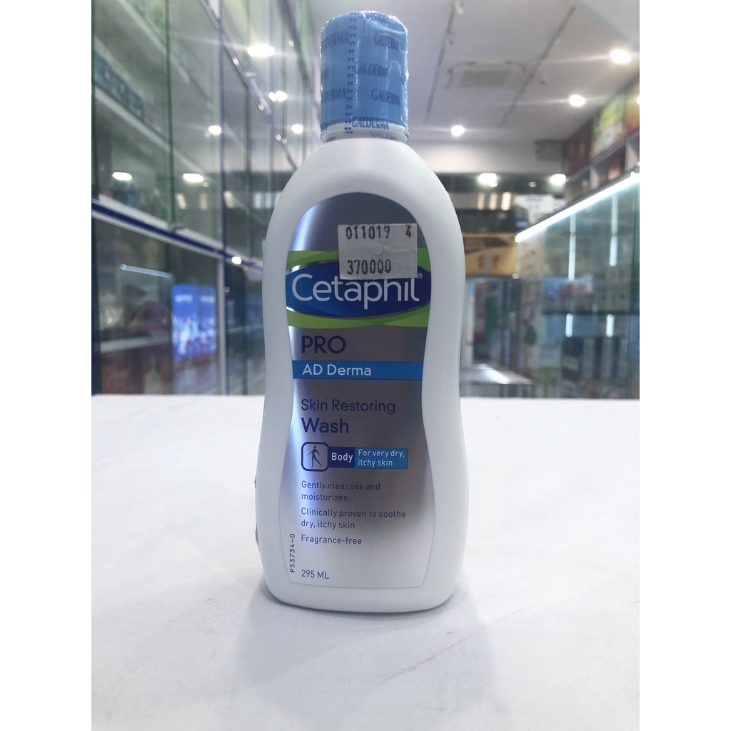 Cetaphil Pro AD Derma Skin Restoring Wash là sữa tắm không xà phòng, không hương liệu. Giúp giữ ẩm cho da.