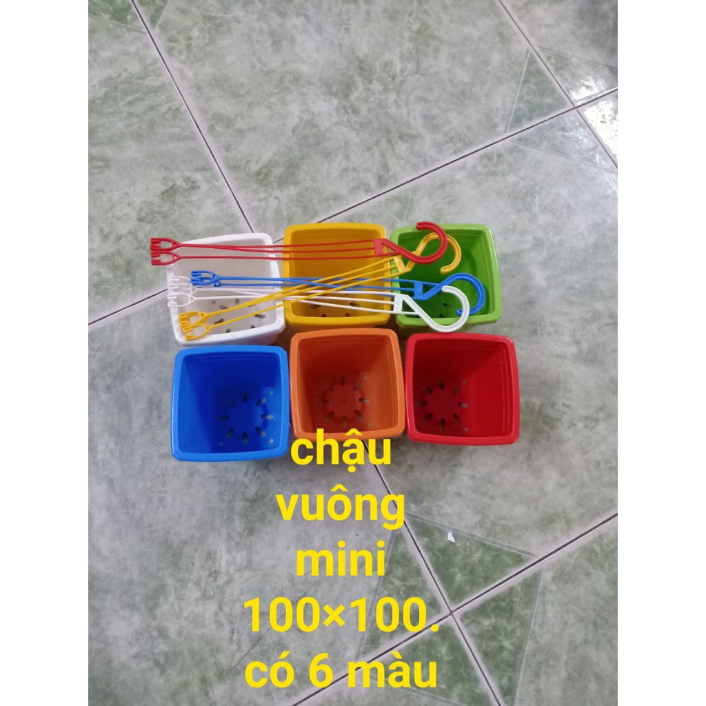 Chậu nhựa treo vuông mini