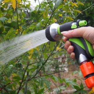 Vòi Phun Nước Tưới Cây Đa Năng