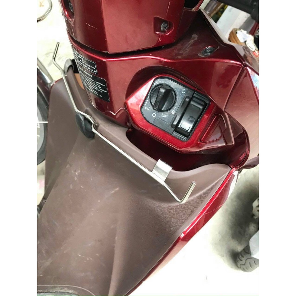 Giá treo đồ của xe Vision 2015-2019.