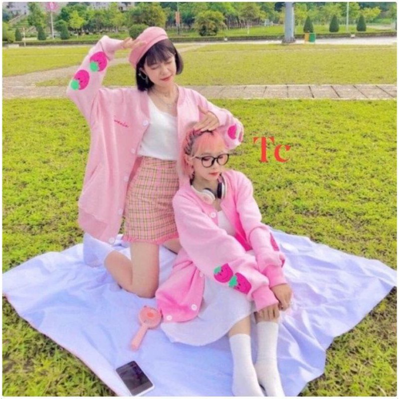 [Ảnh Thật]Áo Khoác Cardigan Nữ Form Rộng Unisex Vải Nỉ In Hình Trái Dâu Tây Ulzzang AK68 Thùy Dương Fashion | BigBuy360 - bigbuy360.vn