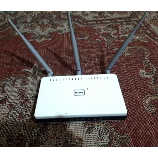 Router Wifi 3 Râu Dlink 5 Gigabit WAN/LAN port qua sử dụng như mới