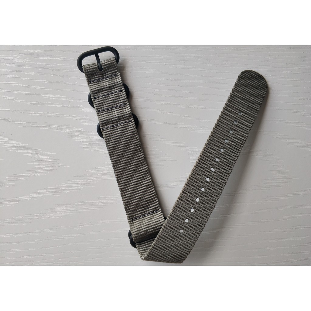 Dây Đeo Đồng Hồ Vải Nylon Kẻ Sọc Xám 26mm 22mm Nato G10 24mm