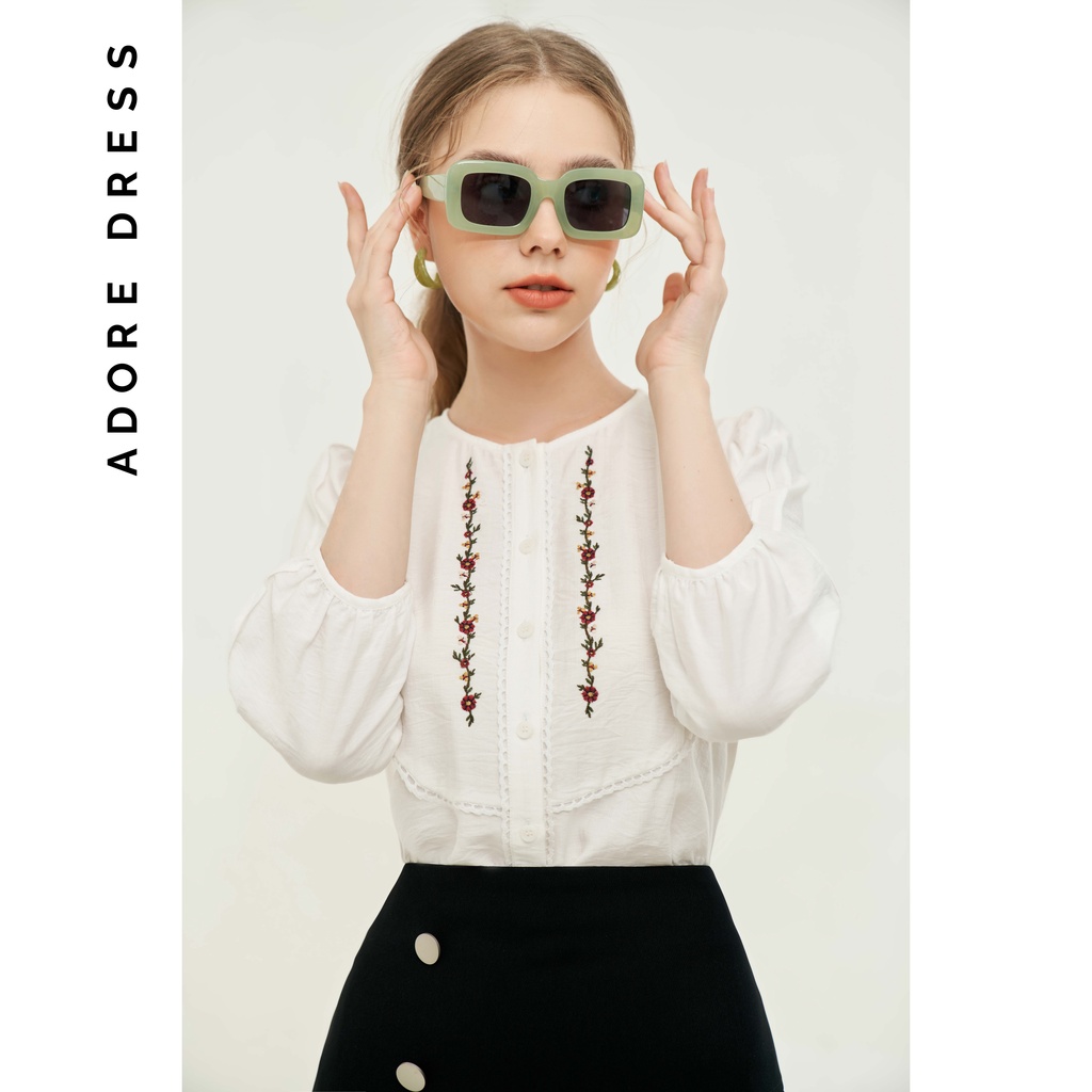 Áo sơ mi trắng phối ren thêu dải hoa 2AO1100 ADORE DRESS