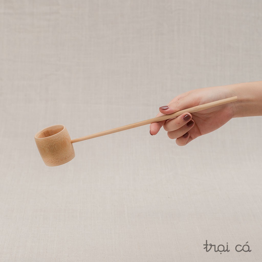 Gáo múc tre tự nhiên