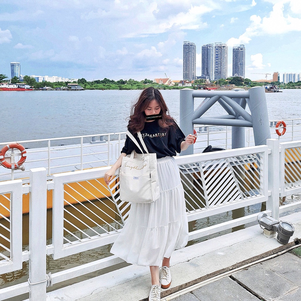Túi canvas LOEY THE ARTIST 2020 (tặng kèm ví canvas mini - pouch cùng màu và một set 4 scrunchies)