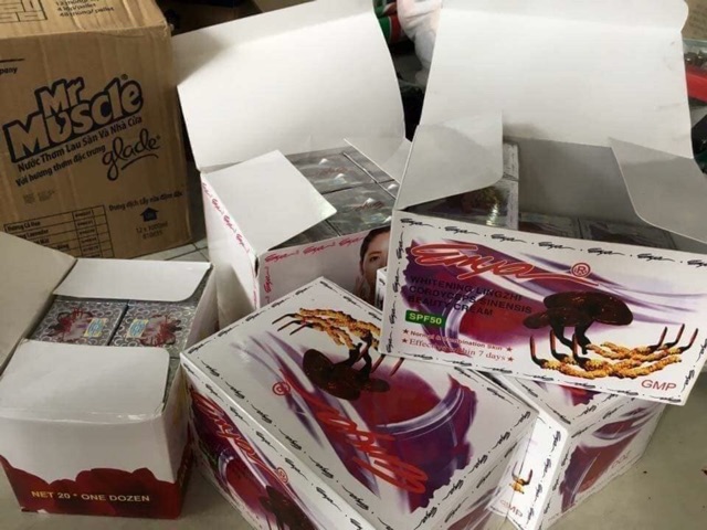 Kem Enya linh chi đông trùng hạ thảo