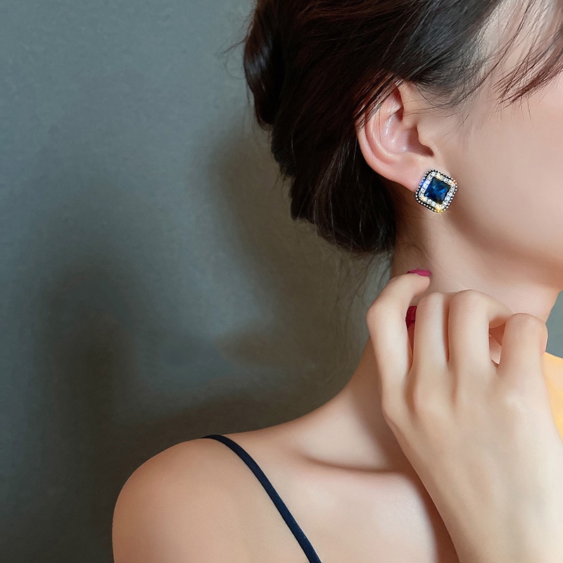Bông Tai Hình Vuông Đính Đá Mạ Bạc 925 Phong Cách Hàn Quốc
