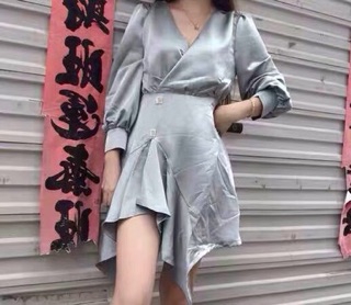 (Order) VÁY LỤA VẠT CHÉO ĐÍNH NÚT (ảnh thật)