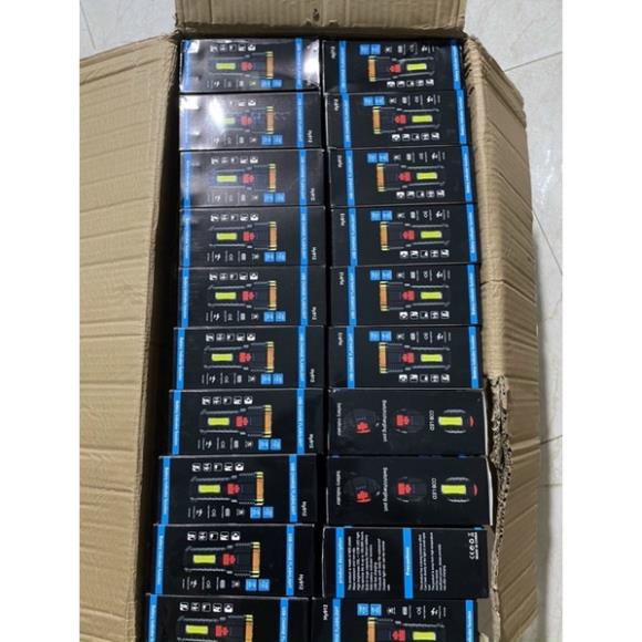 Đèn bin siêu sáng cầm tay.