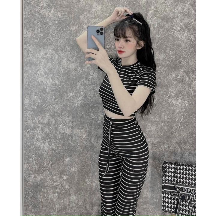 Set Bộ Quần Dài Ống Loe Kèm Áo Croptop Tay Ngắn Chất Thun Gân Chính Phẩm Thích Hợp Mặc Đi Tiệc Đi Làm Đi Chơi