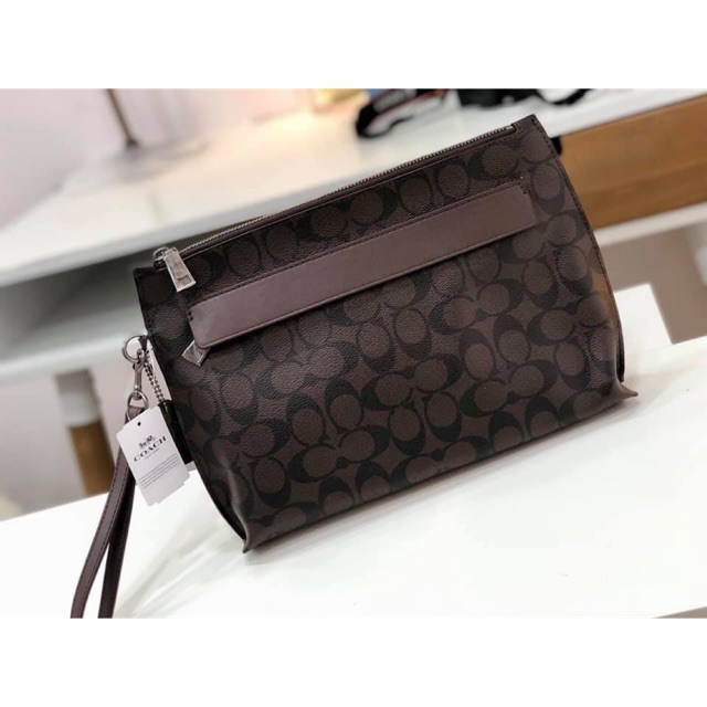Clutch cầm tay đựng ipad