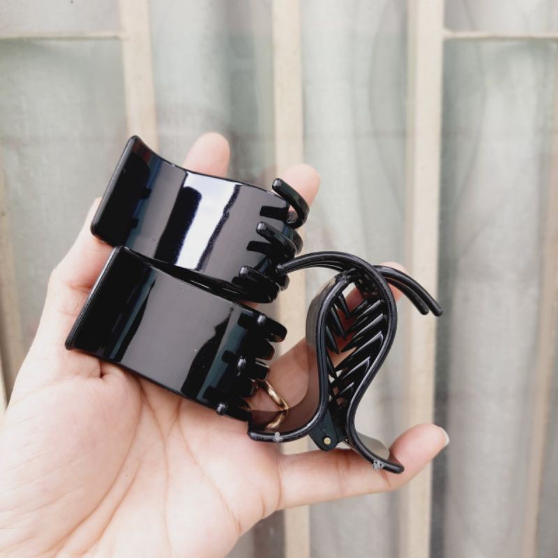 Lố 12 kẹp tóc 5 răng loại bóng màu đen