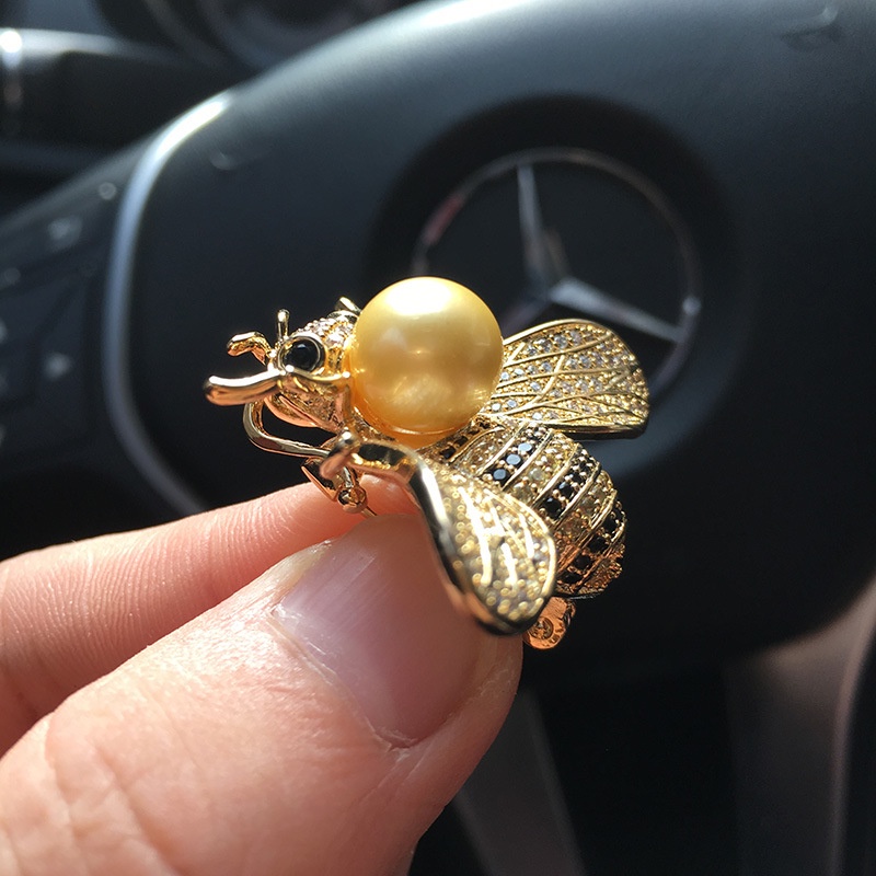 Huy Hiệu Cài Áo Hình Chú Ong Nhỏ Dễ Thương