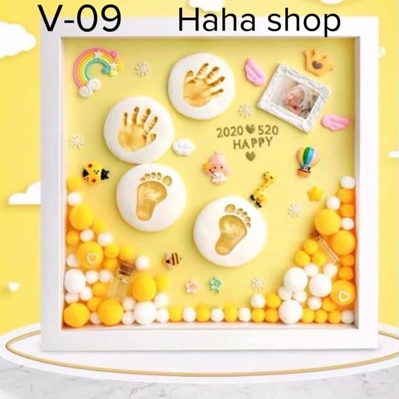 Khung in dấu tay chân cho bé