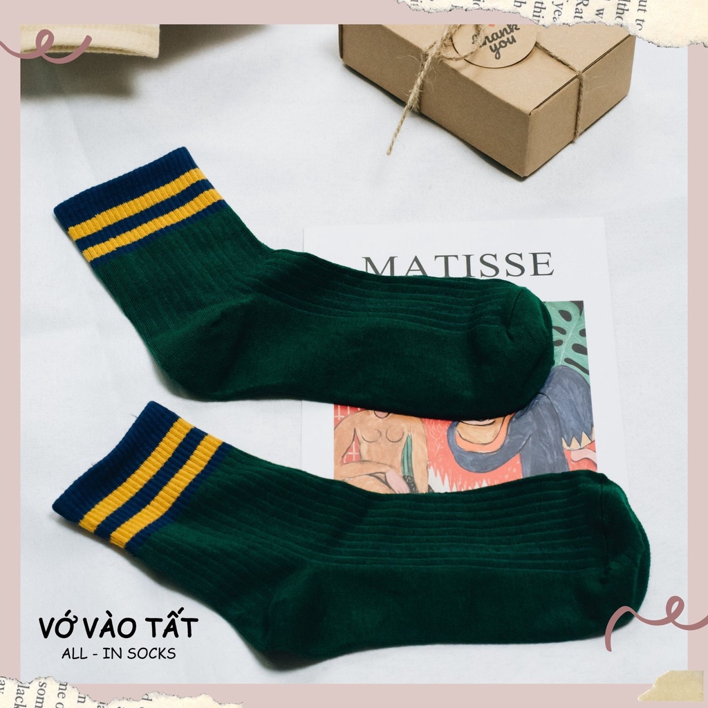 TẤT VỚ NỮ CỔ TRUNG SỌC THỂ THAO 2 MÀU