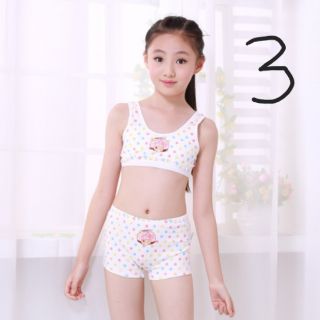 Bộ đồ lót cho bé mới lớn